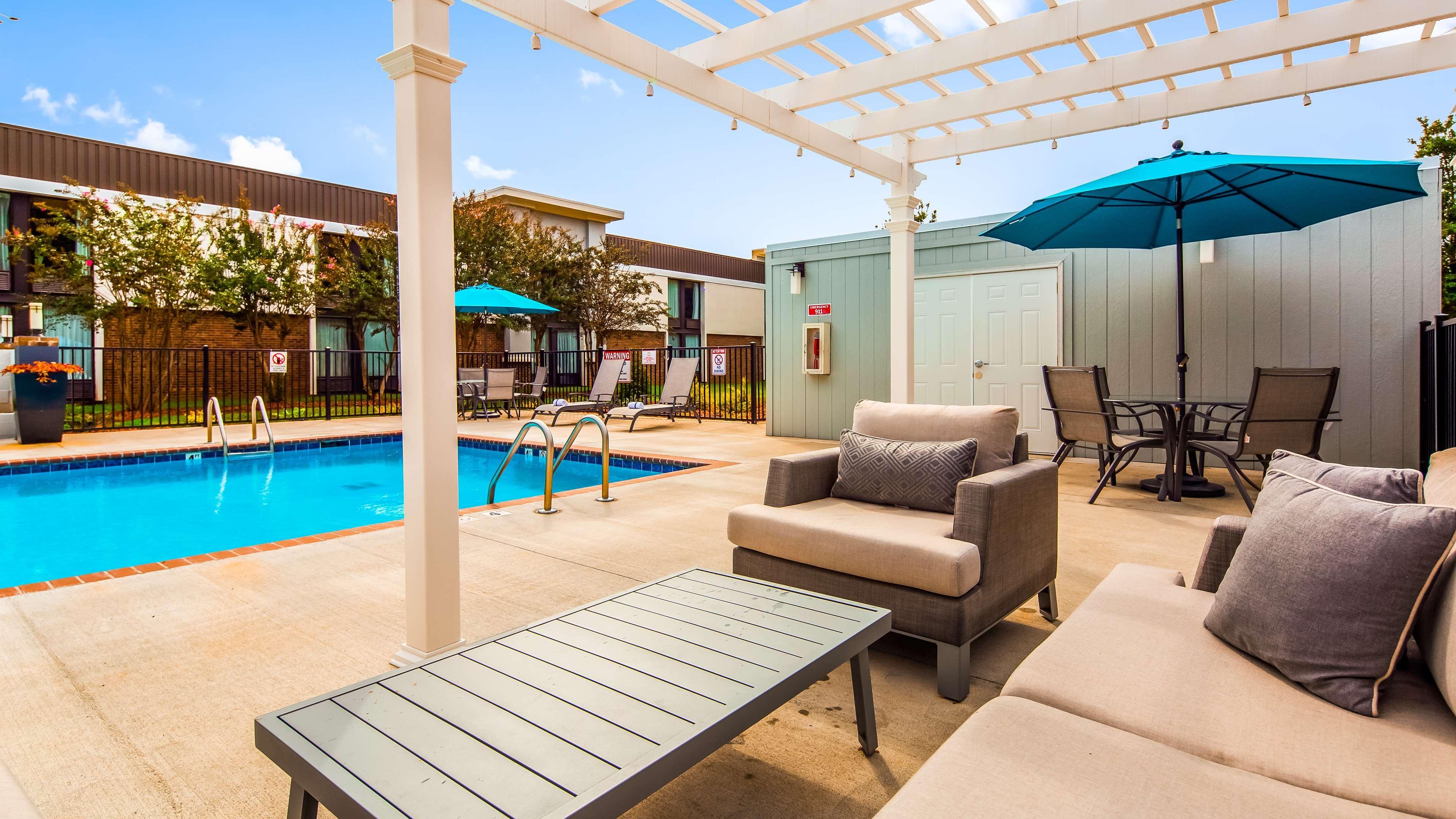 Best Western Plus Yadkin Valley Inn & Suites Jonesville Экстерьер фото