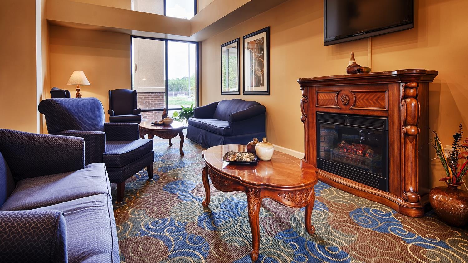 Best Western Plus Yadkin Valley Inn & Suites Jonesville Экстерьер фото